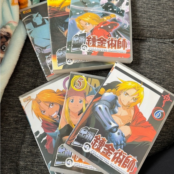 Fullmetal Alchemist DVD Set: Chinese Audio - Picture 3 of 4
